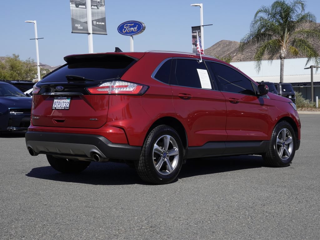 Used 2020 Ford Edge SEL w/ Convenience Package FWD image 4
