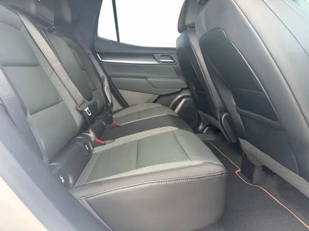 New 2026 GMC Terrain AT4 w/ Convenience Package III AWD/4WD image 15