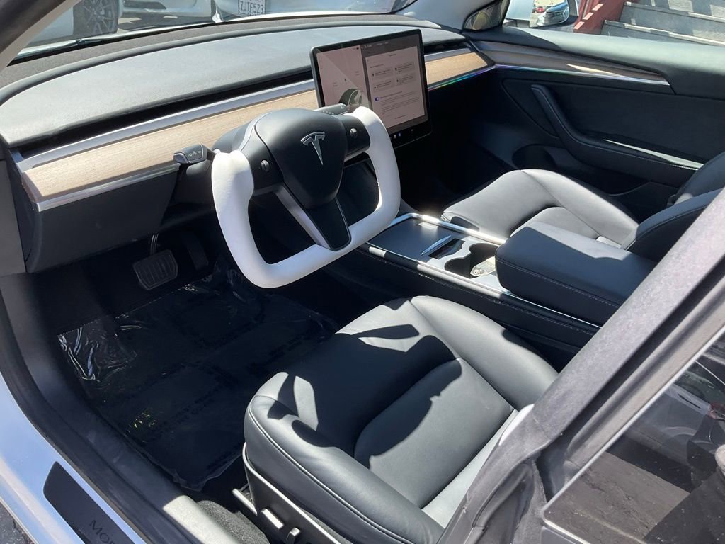 Used 2023 Tesla Model 3 Standard Range image 6