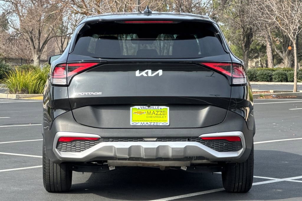 Used 2024 Kia Sportage LX FWD image 12