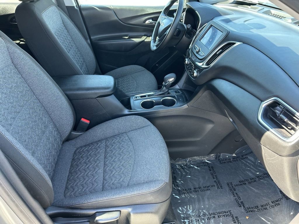 Used 2024 Chevrolet Equinox LT image 9