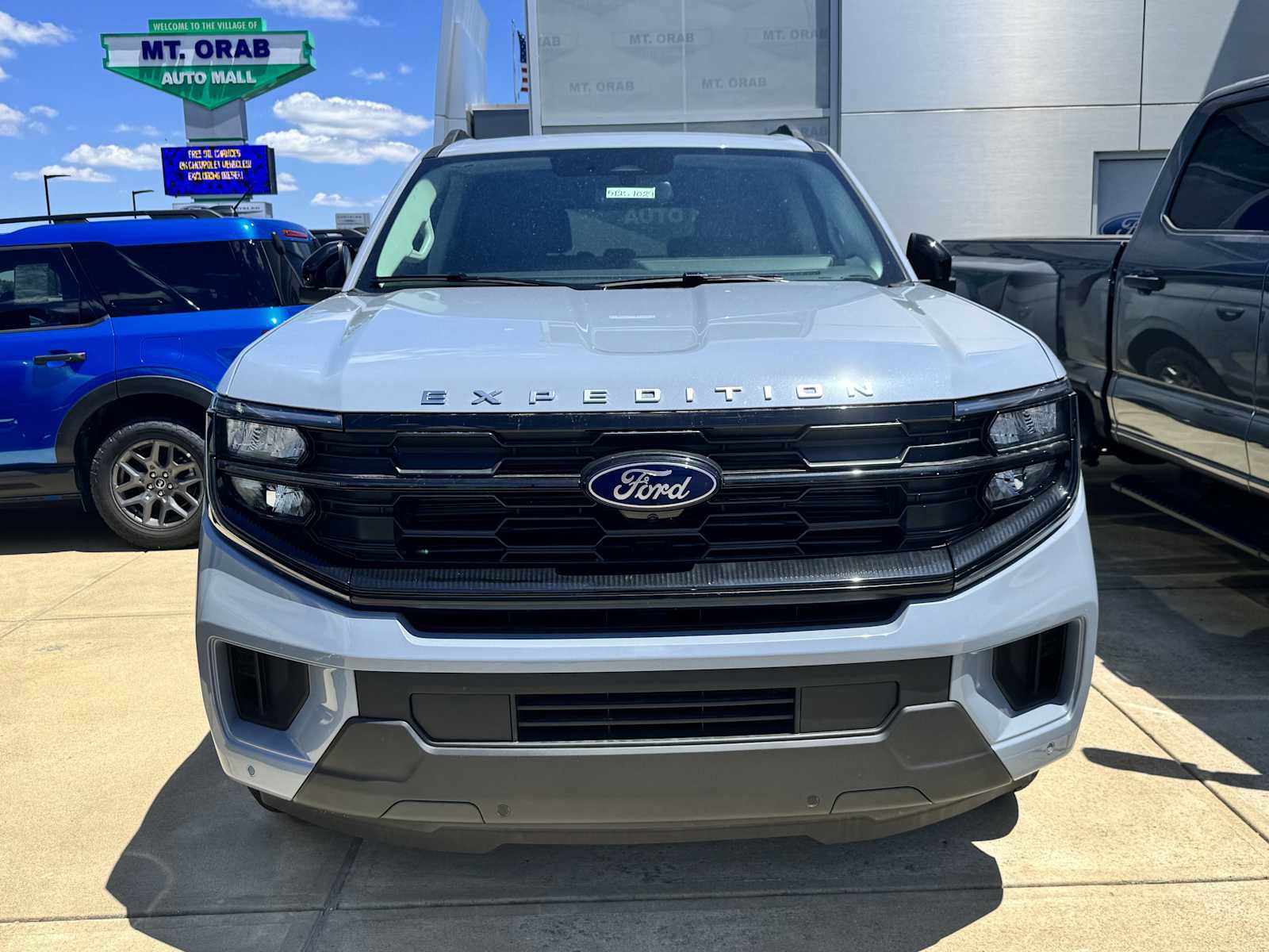 New 2026 Ford Expedition Max Active AWD/4WD image 5