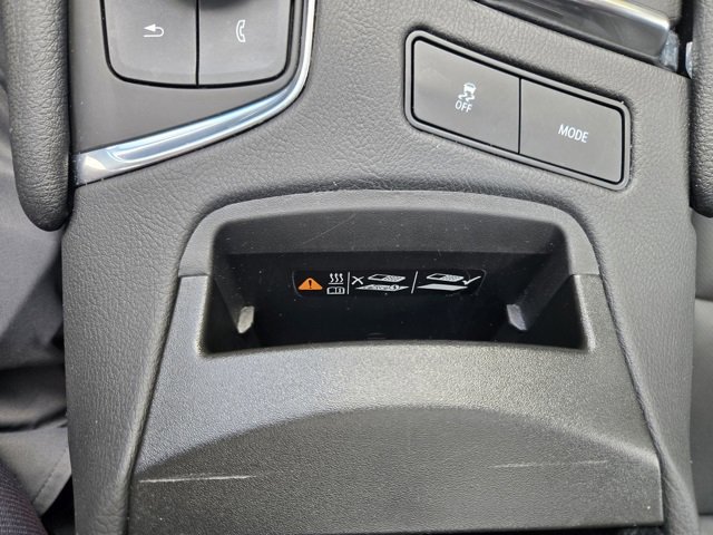 Used 2025 Cadillac XT6 Premium Luxury image 36