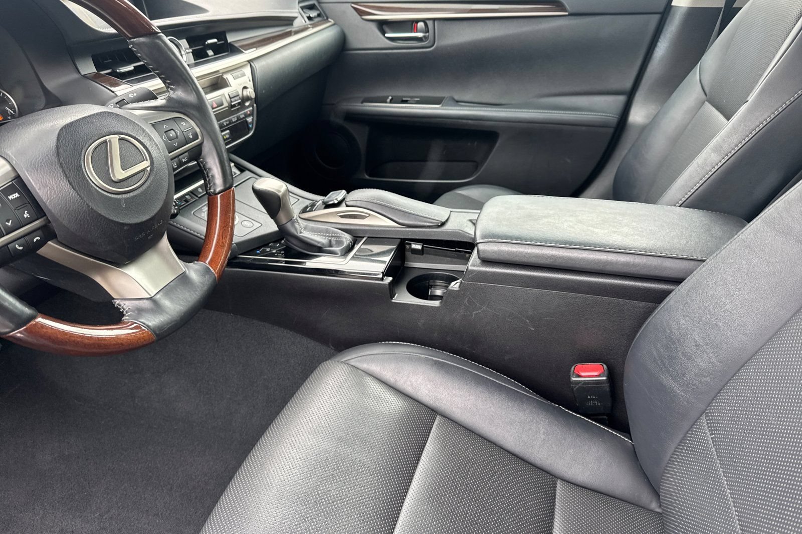 Used 2017 Lexus ES 350 w/ Navigation System Package FWD image 10