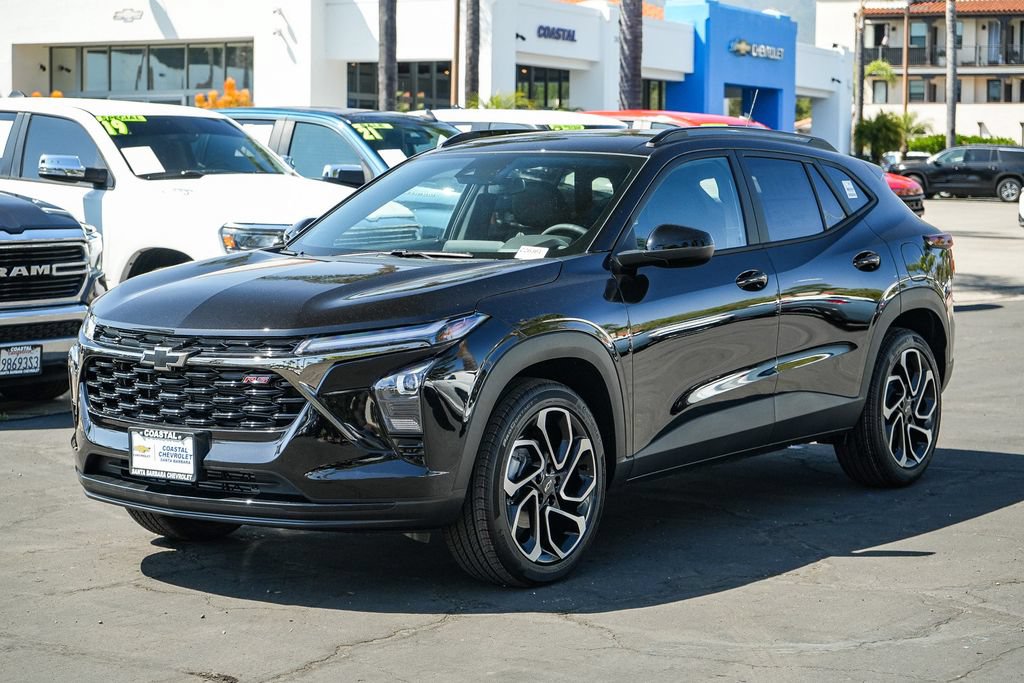 New 2026 Chevrolet Trax RS w/ Driver Confidence Package FWD image 3