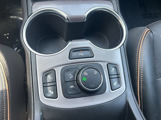 Used 2024 GMC Terrain AT4 w/ Infotainment Package II AWD/4WD image 27