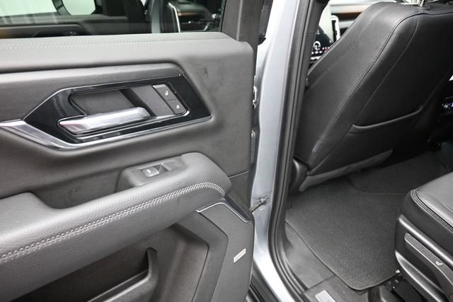 Used 2025 GMC Yukon Denali AWD/4WD image 15
