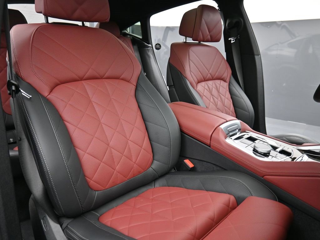 Used 2026 BMW X6 xDrive40i image 21