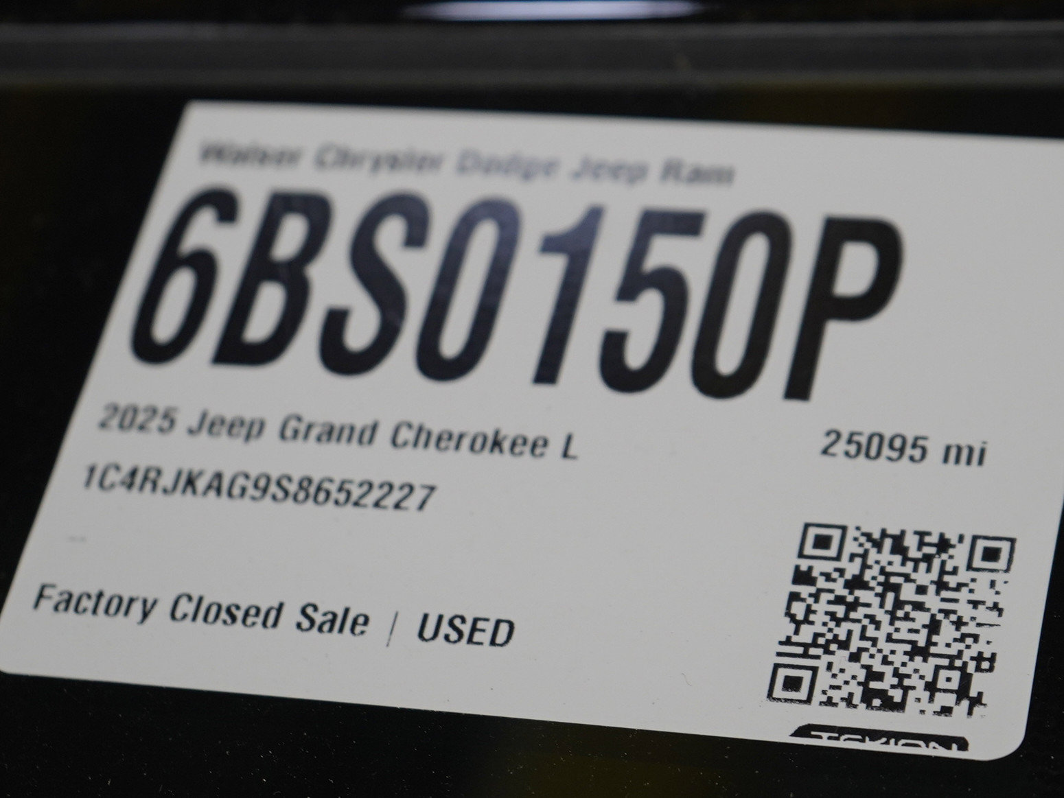 Used 2025 Jeep Grand Cherokee L Laredo AWD/4WD image 30