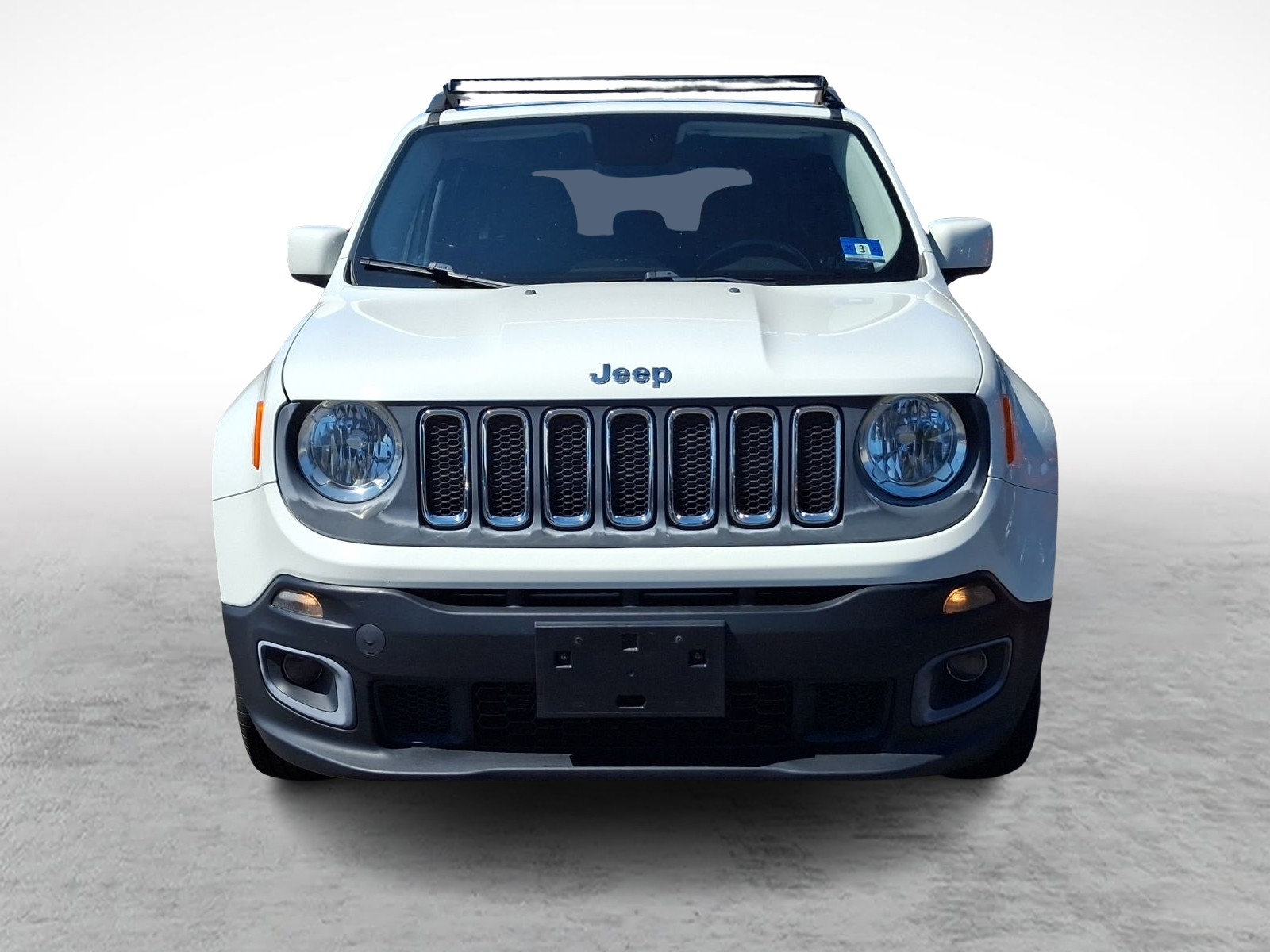Used 2015 Jeep Renegade Latitude AWD/4WD image 2