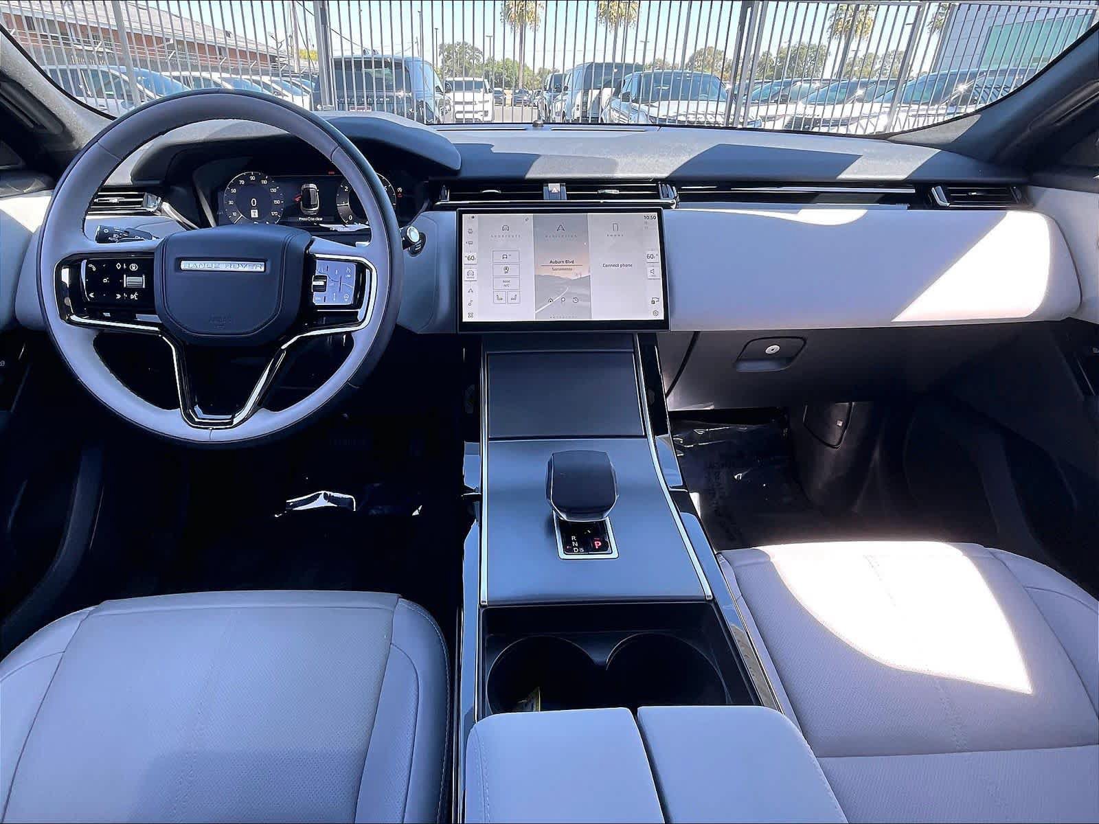 Used 2026 Land Rover Range Rover Velar S AWD/4WD image 18