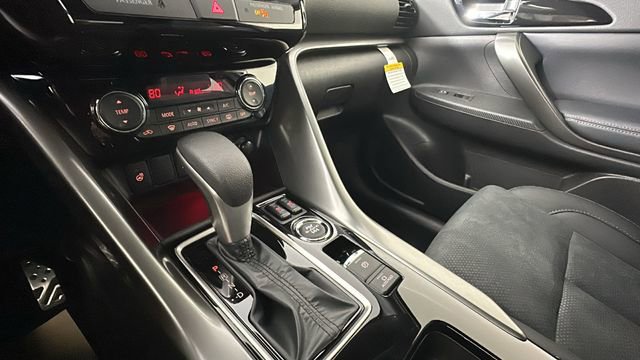 New 2026 Mitsubishi Eclipse Cross Black Edition image 31