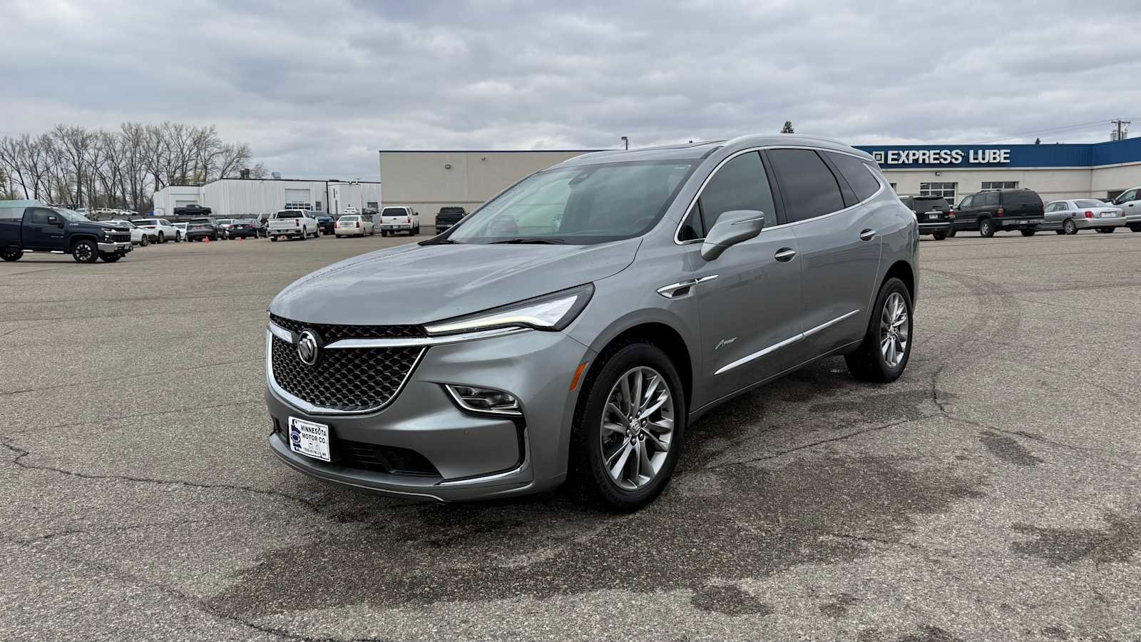 Used 2024 Buick Enclave Avenir w/ Avenir Technology Package AWD/4WD image 1