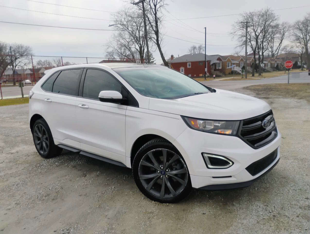 Used 2016 Ford Edge Sport w/ Technology Package AWD/4WD image 3