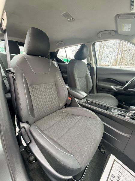 Used 2021 Nissan Kicks SV image 10