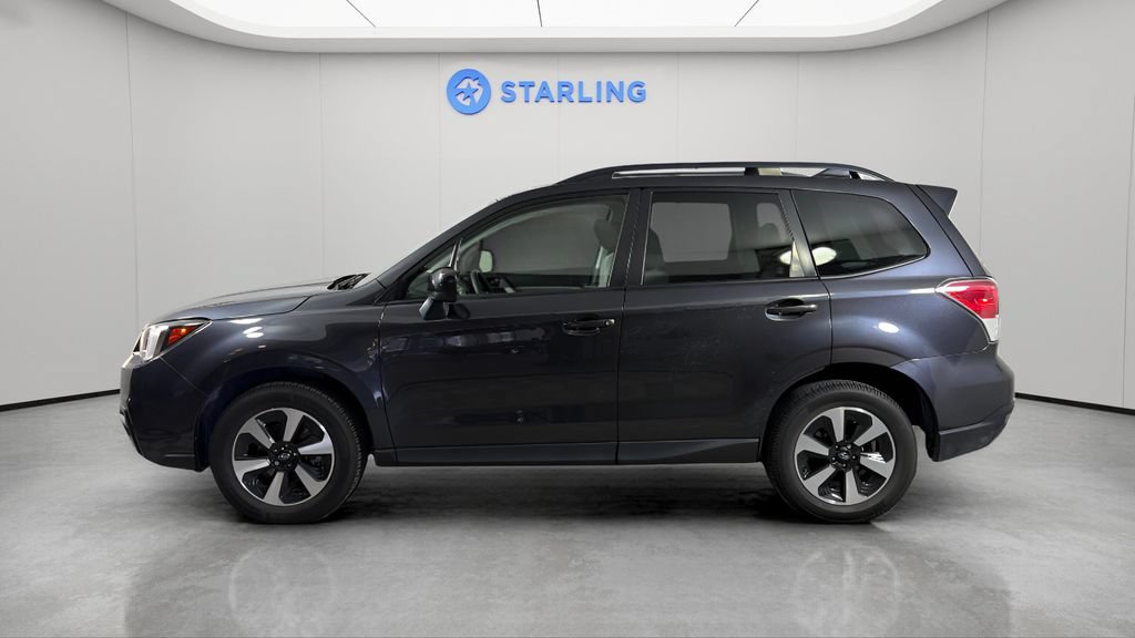 Used 2017 Subaru Forester 2.5i Premium w/ All-Weather Package AWD/4WD image 3