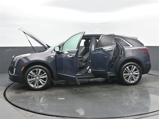 Certified 2025 Cadillac XT5 Premium Luxury image 47