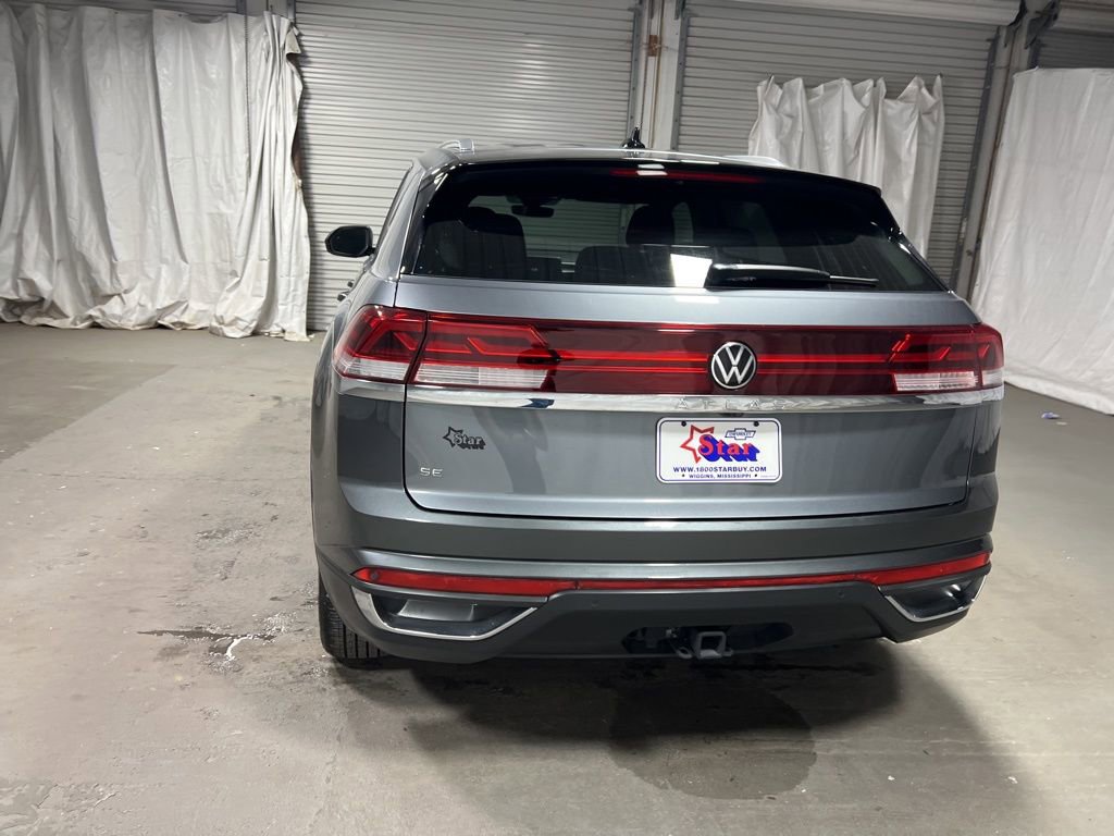 Used 2025 Volkswagen Atlas Cross Sport SE image 6