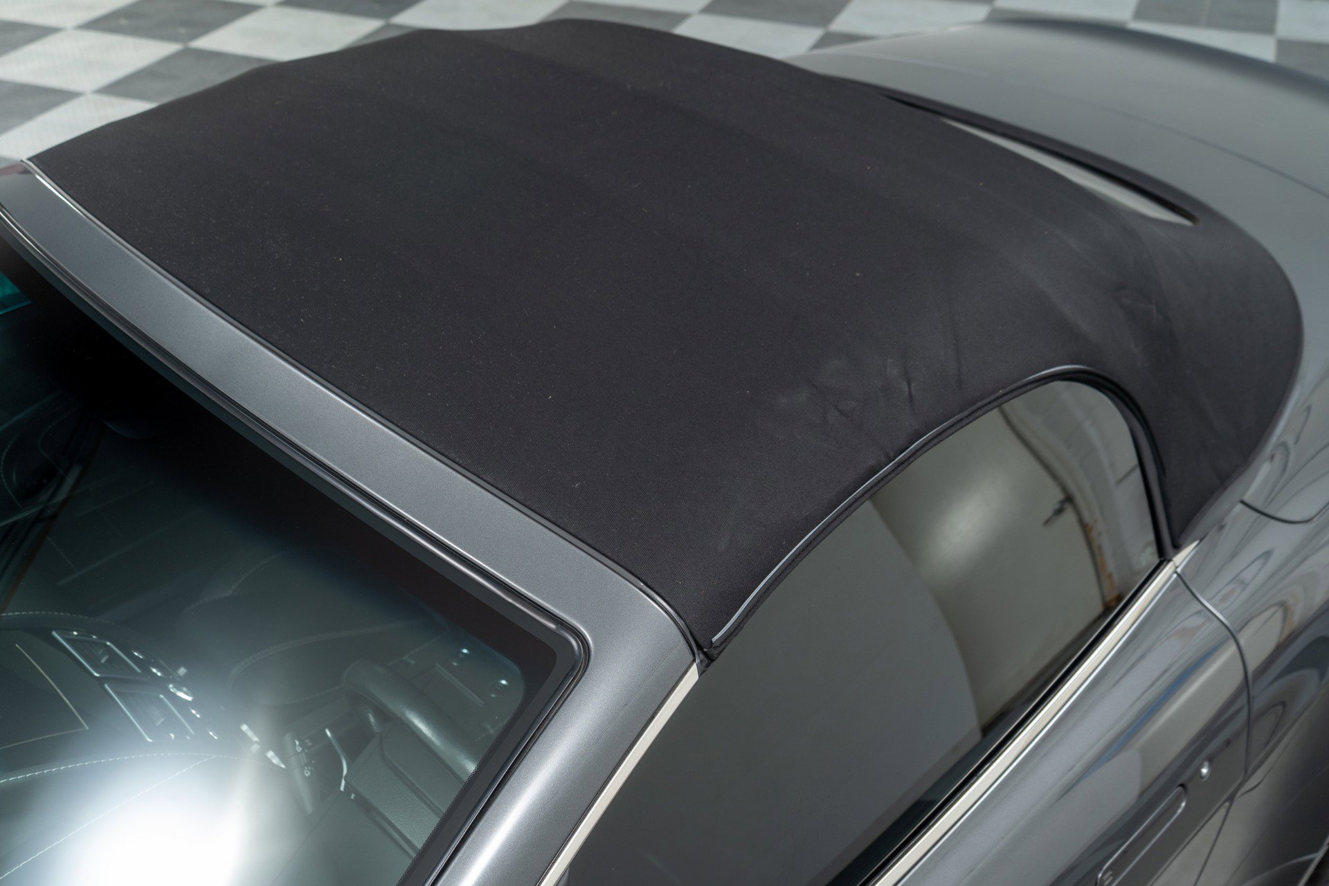 Used 2008 Aston Martin V8 Vantage Roadster image 38