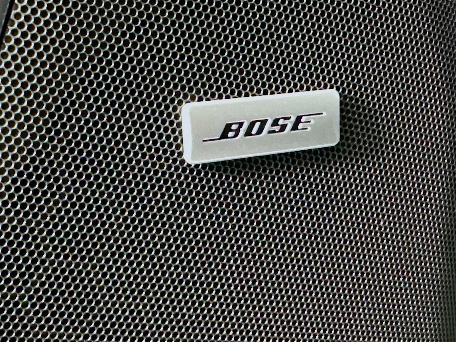 Used 2021 Chevrolet Suburban Premier w/ Premium Package image 19