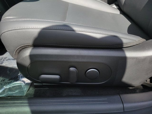 Certified 2025 Hyundai Ioniq 6 SEL RWD image 17