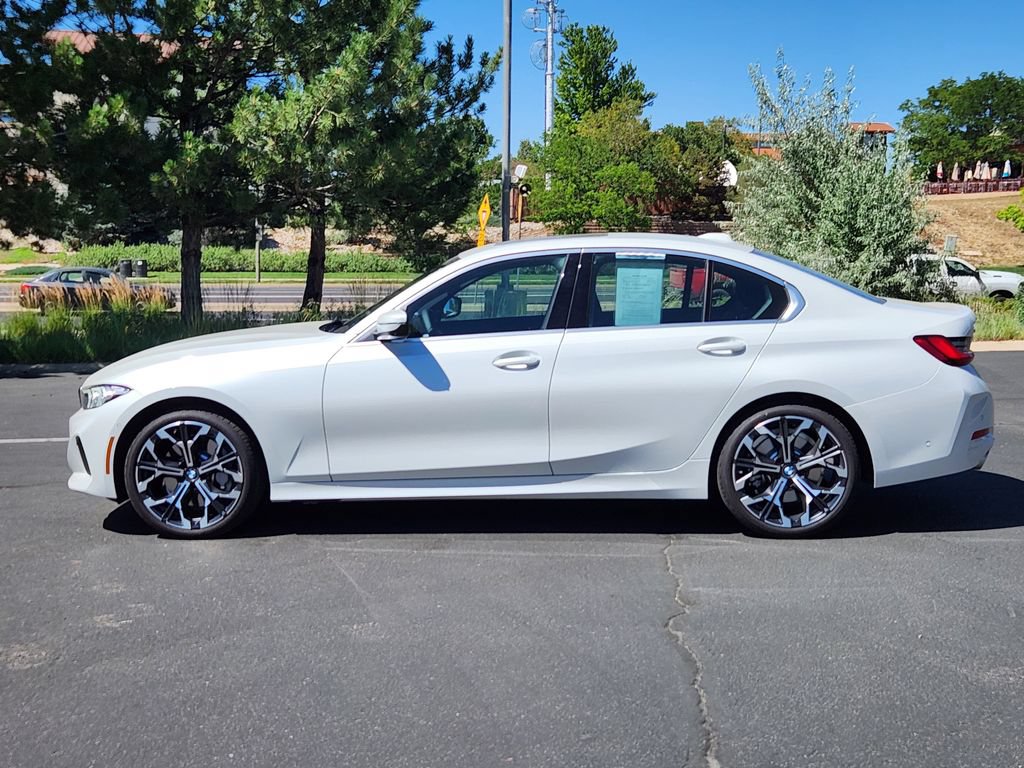 Used 2025 BMW 330i xDrive Sedan AWD/4WD image 2