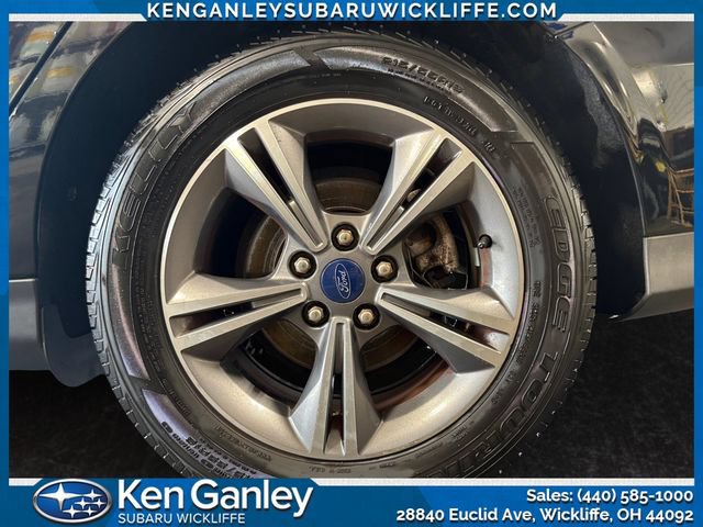 Used 2018 Ford Focus SE w/ SE Appearance Package FWD image 24