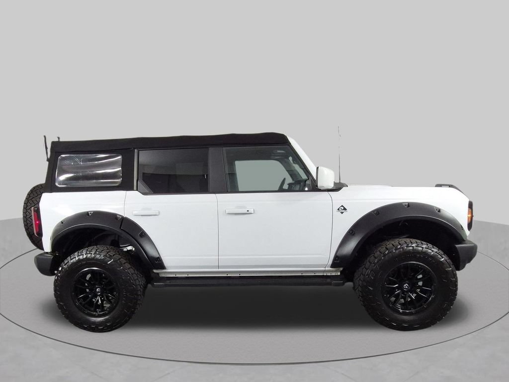 Used 2021 Ford Bronco Outer Banks AWD/4WD image 3