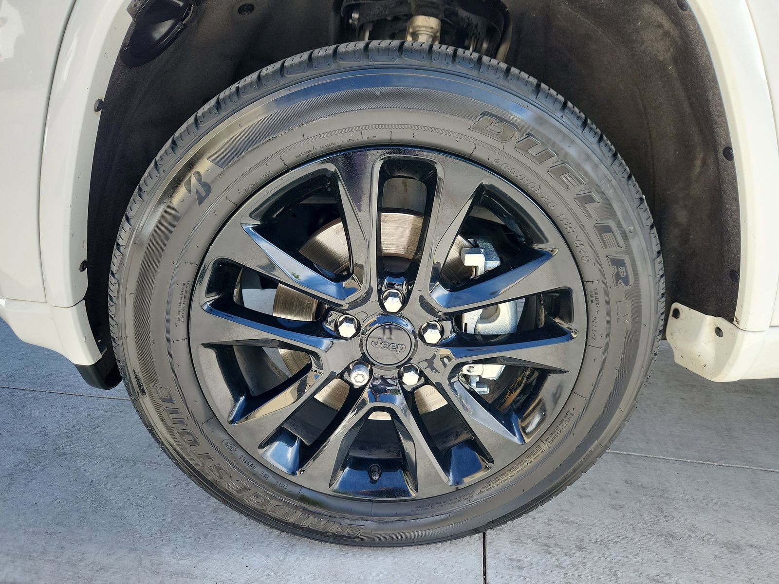 Used 2021 Jeep Grand Cherokee Laredo X AWD/4WD image 17