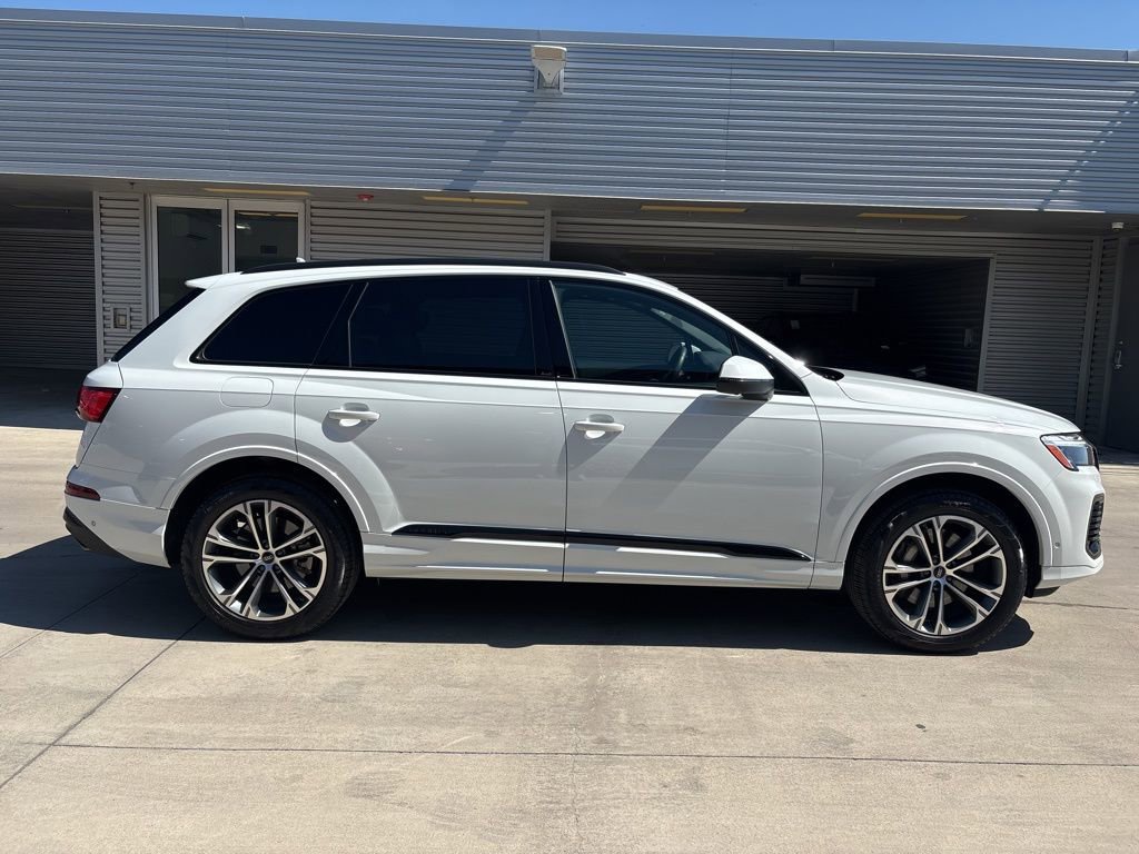 Certified 2025 Audi Q7 2.0T Premium Plus w/ Premium Plus Package image 4