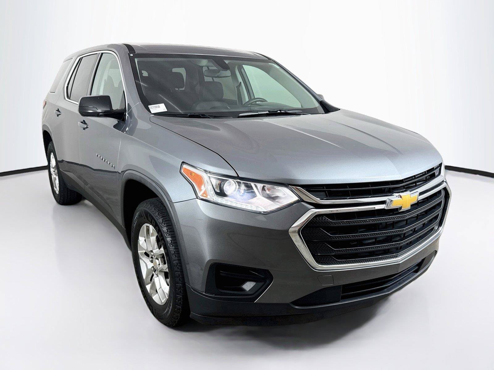 Used 2018 Chevrolet Traverse LS FWD image 4