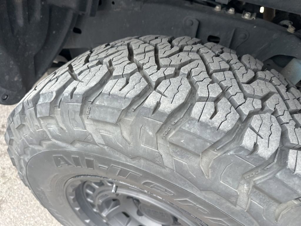 Used 2023 Toyota Tacoma TRD Off-Road AWD/4WD image 8