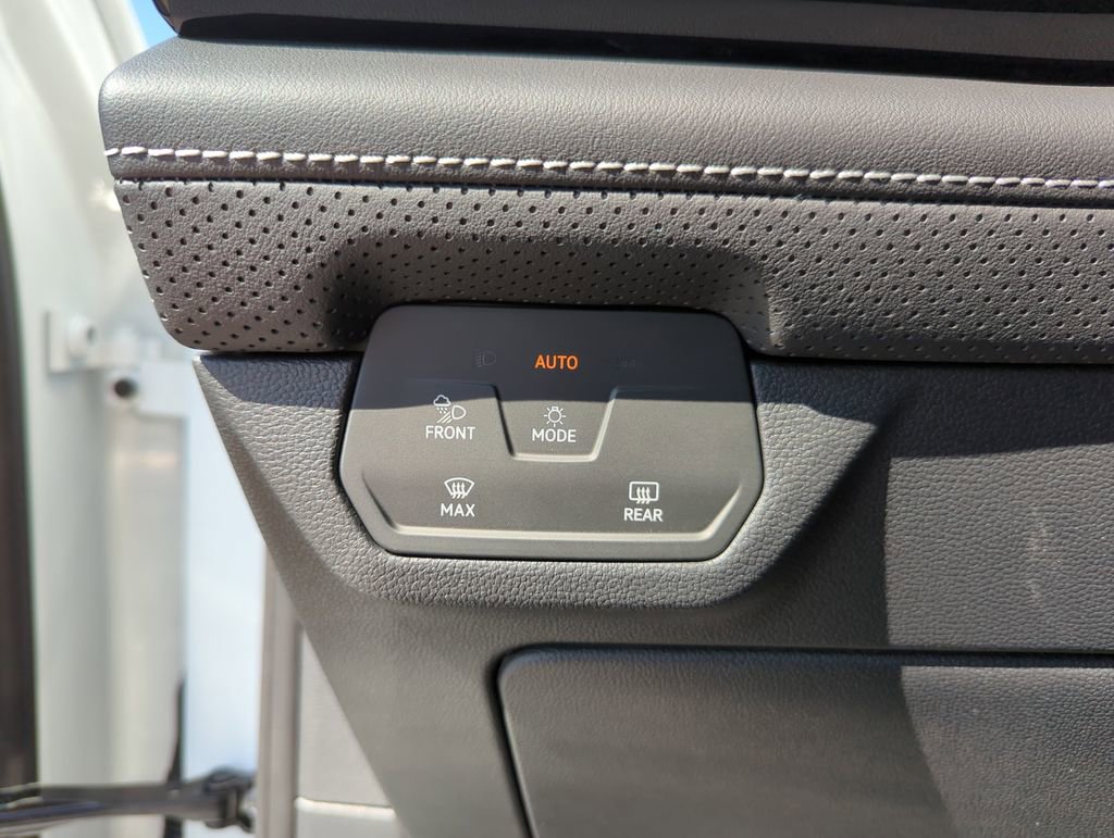 New 2026 Volkswagen Atlas SE image 37
