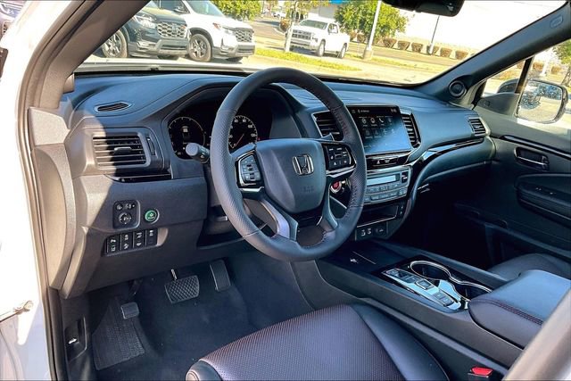 New 2026 Honda Ridgeline Black Edition image 5