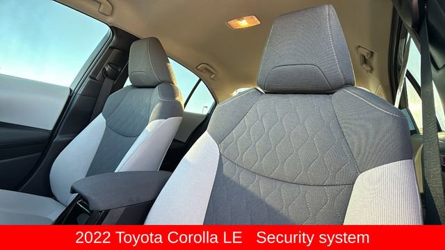 Used 2022 Toyota Corolla LE image 11