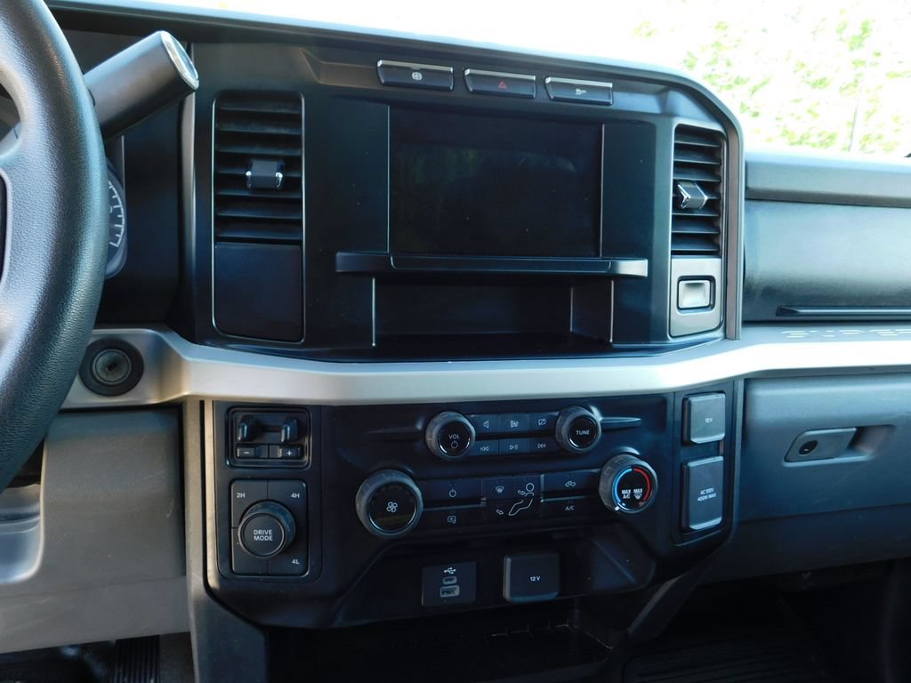 Used 2023 Ford F550 4x4 Regular Cab Super Duty image 58