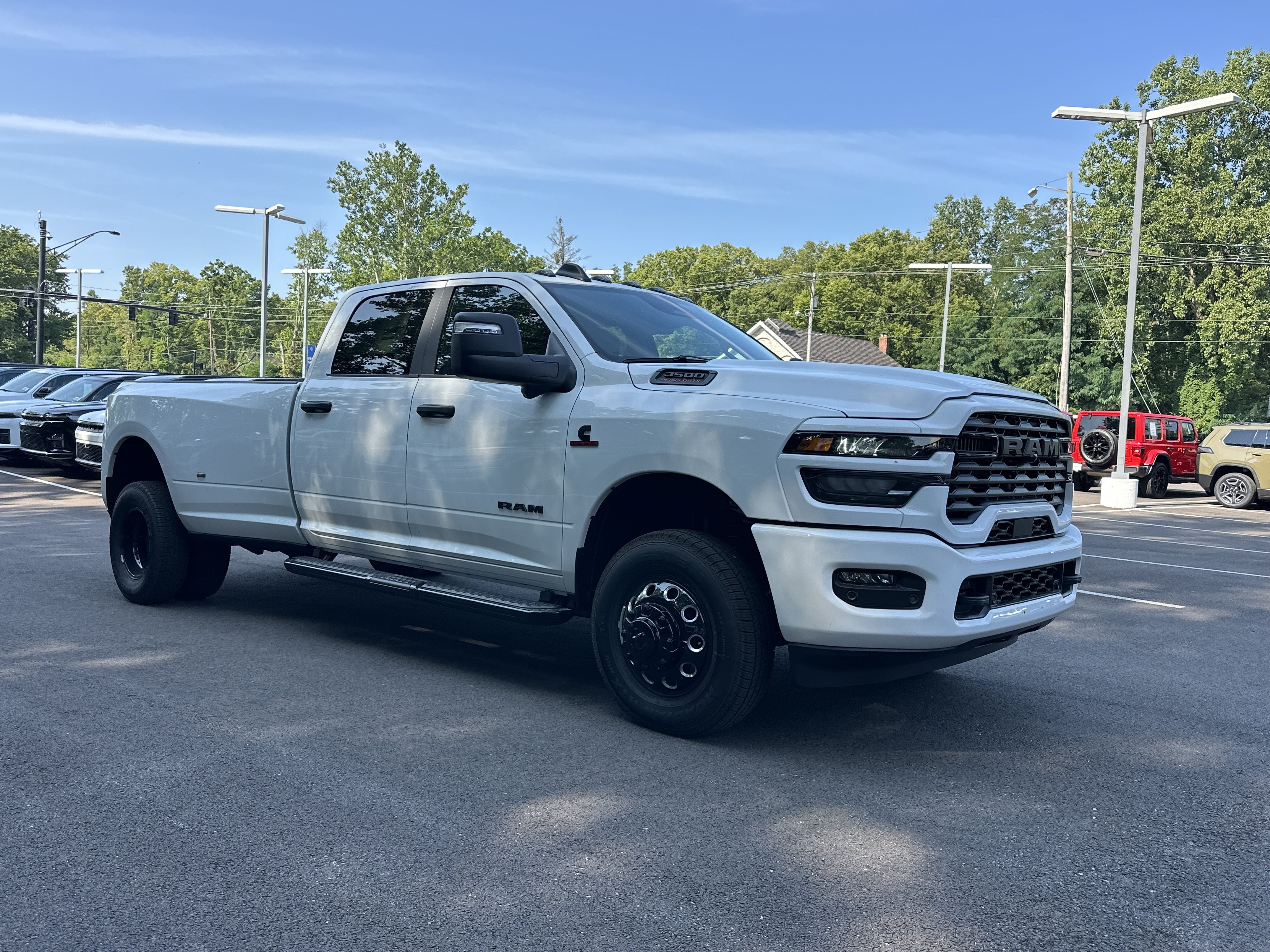 New 2026 RAM 3500 Big Horn AWD/4WD image 21