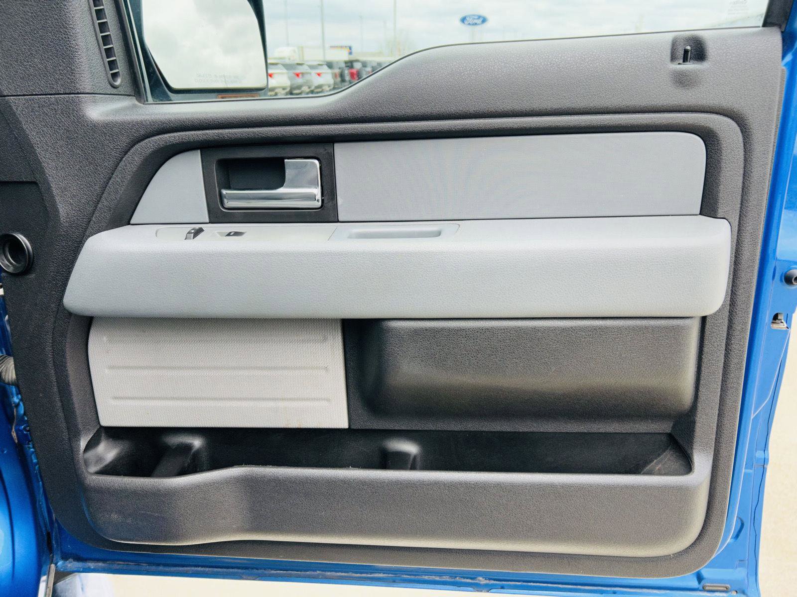 Used 2013 Ford F150 XLT w/ Luxury Equipment Group image 24