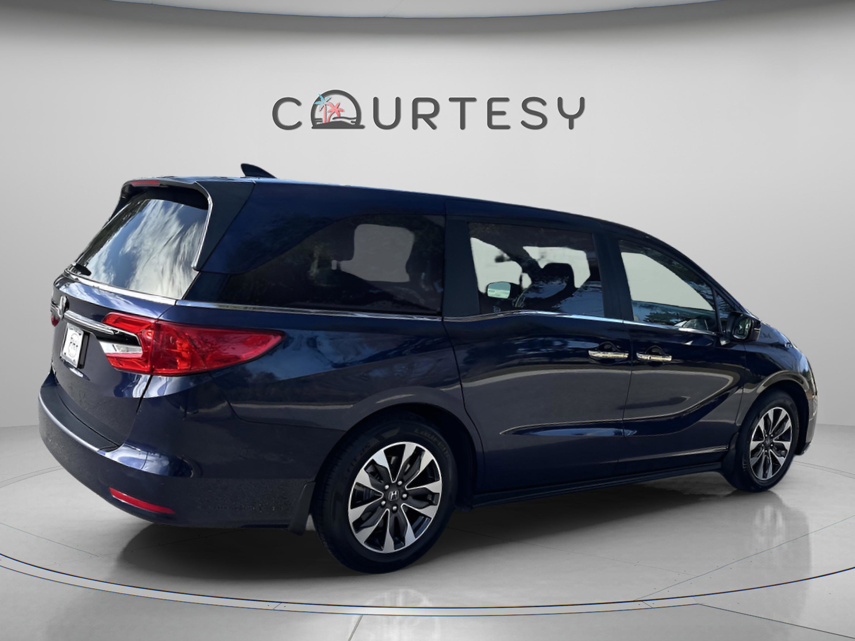 Certified 2024 Honda Odyssey EX-L image 7