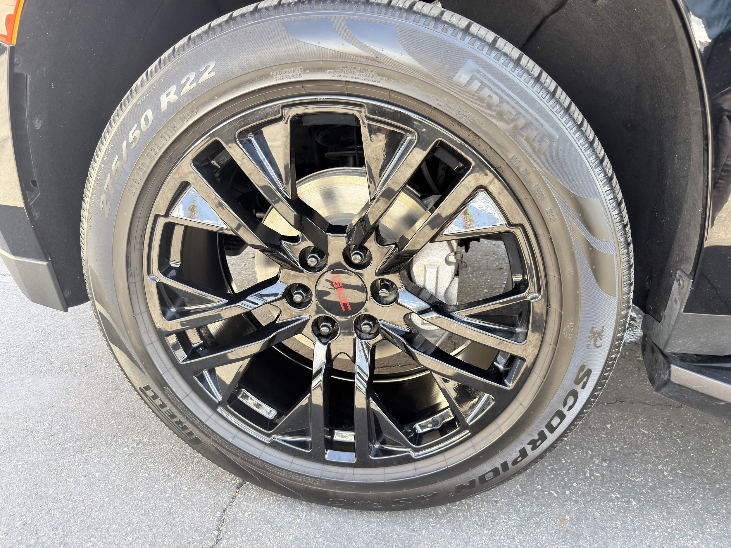 Used 2023 GMC Yukon SLT w/ SLT Luxury Package AWD/4WD image 42
