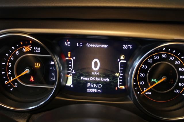 Used 2021 Jeep Wrangler Sport S image 21