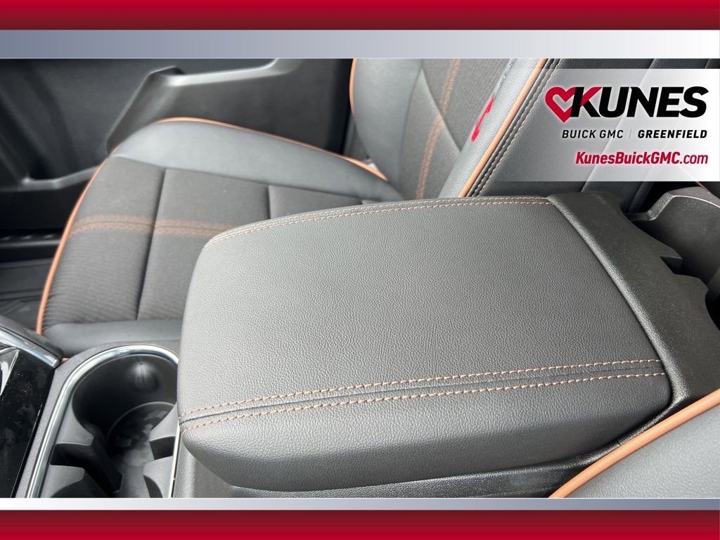 New 2026 GMC Canyon AT4 AWD/4WD image 28