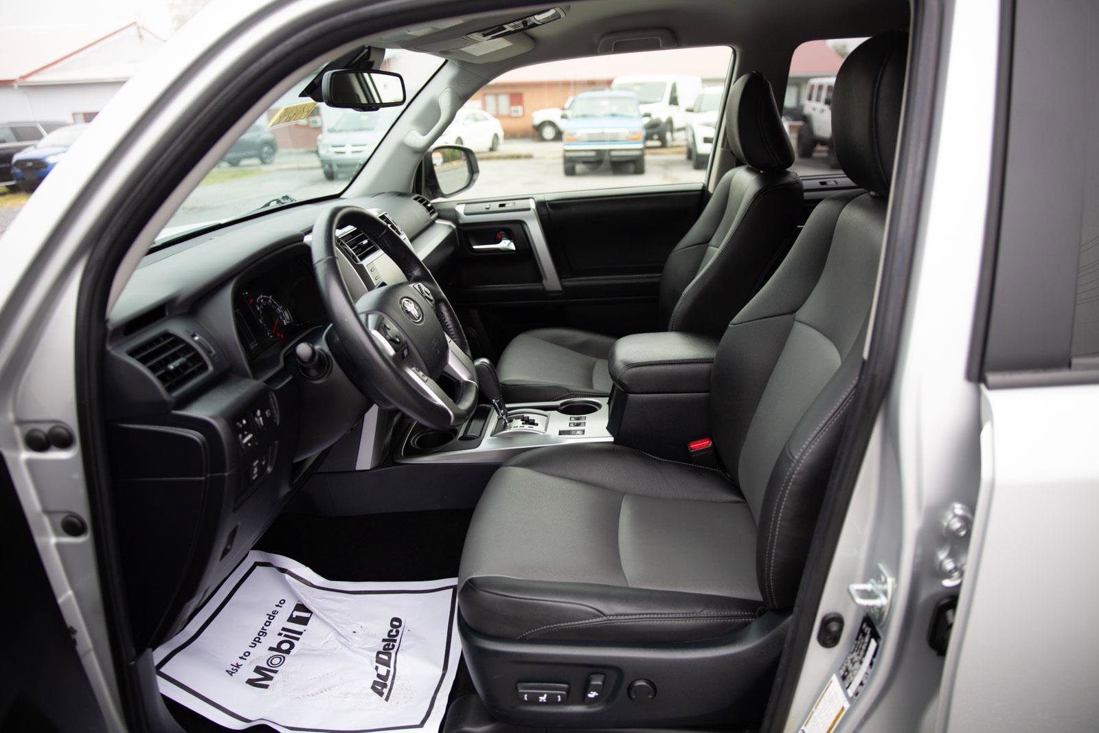 Used 2024 Toyota 4Runner SR5 Premium image 22