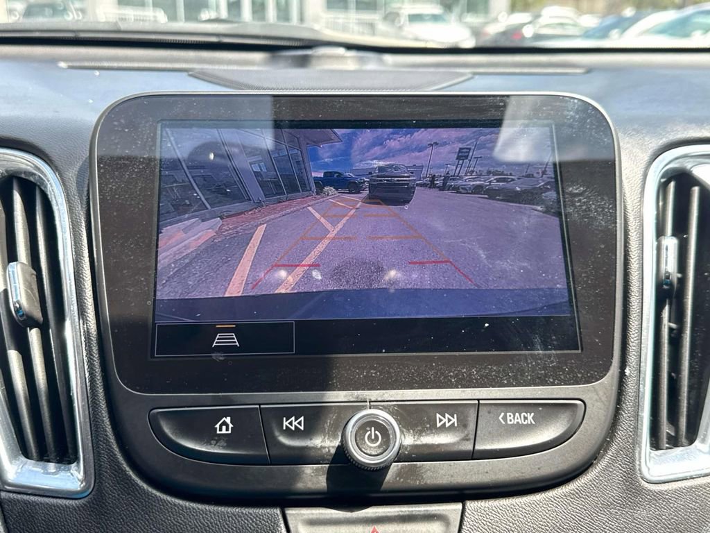 Used 2021 Chevrolet Malibu Premier image 27