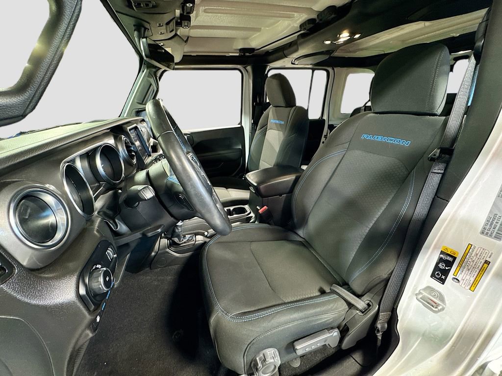 Used 2023 Jeep Wrangler Unlimited Rubicon 4xe w/ Cold Weather Group AWD/4WD image 13