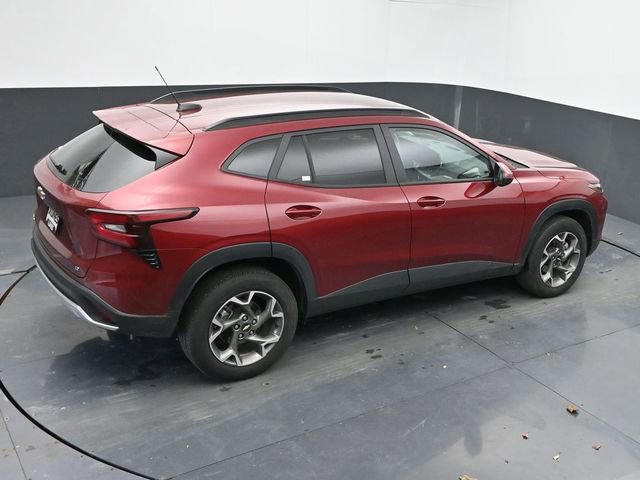 Used 2025 Chevrolet Trax LT image 43