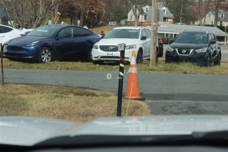 Used 2020 GMC Acadia SLT w/ Driver Alert Package II image 21