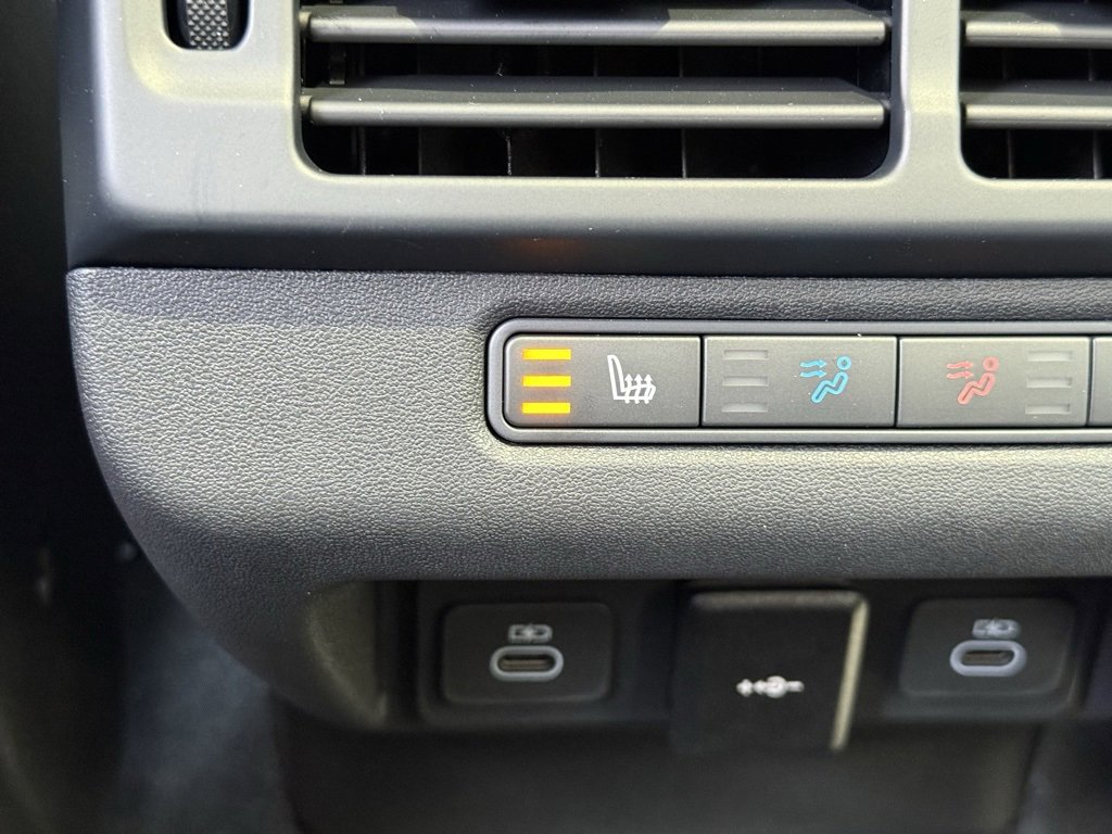 New 2026 Land Rover Range Rover Evoque Dynamic SE image 35