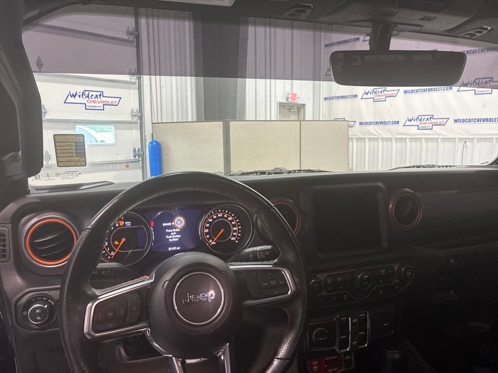 Used 2023 Jeep Gladiator Mojave AWD/4WD image 2