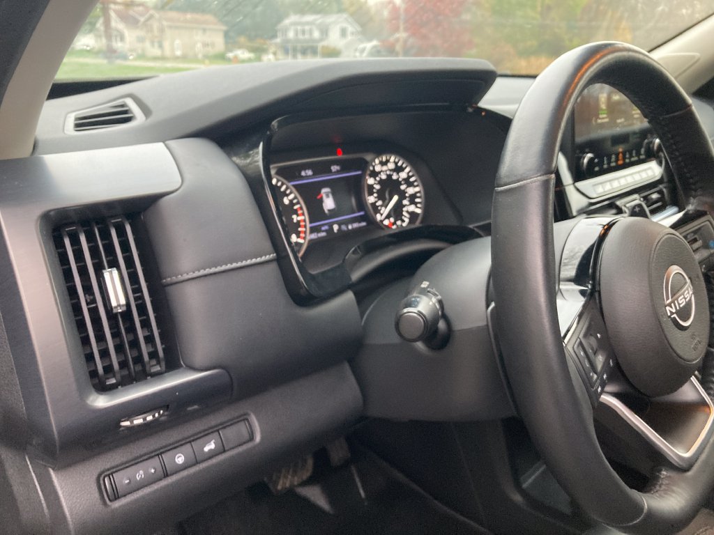 Used 2022 Nissan Pathfinder SL w/ SL Premium Package AWD/4WD image 17
